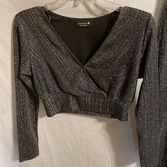 Paperoc Women’s Gray Silver Thread Dress Pants Midrift Blouse Size Large - Picture 2 of 16